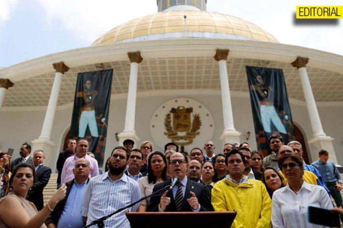 Mesura y firmeza