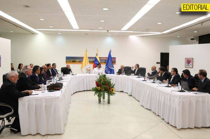 Mesa diálogo
