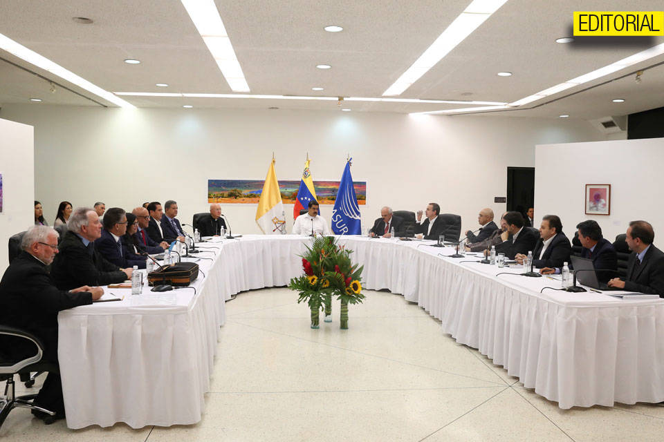 Mesa diálogo