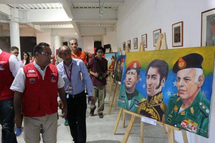 Expor Chávez Vive