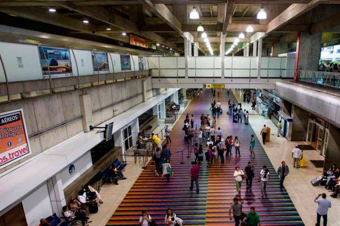 INAC Aeropuerto de Maiquetía - colombia