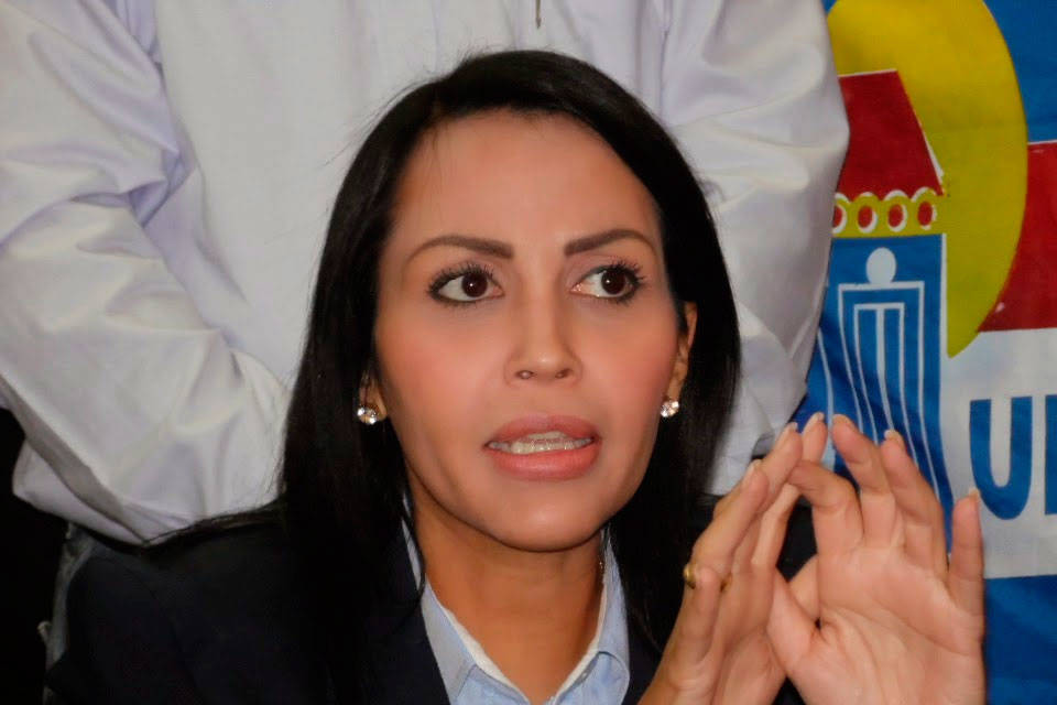 Delsa Solórzano