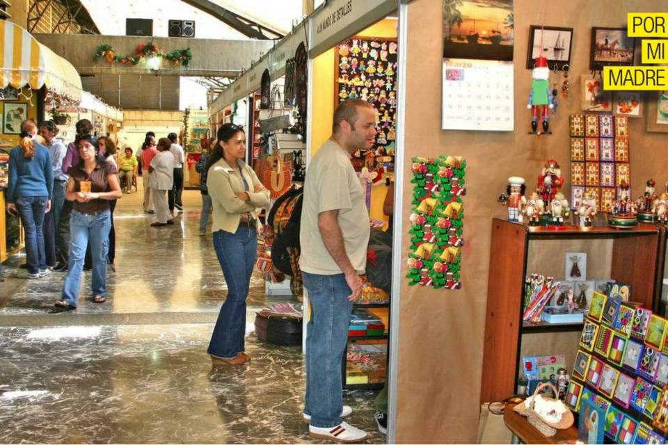 Feria Ateneo Por Mi Madre