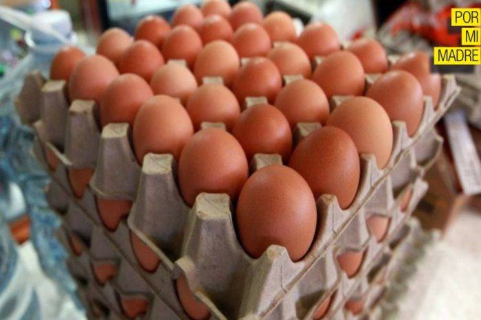 Cartón Huevos Por Mi Madre