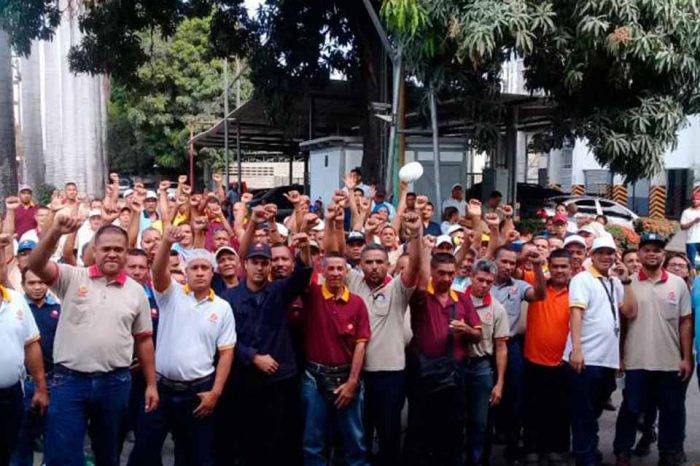 Trabajadores de La Lucha paralizaron labores