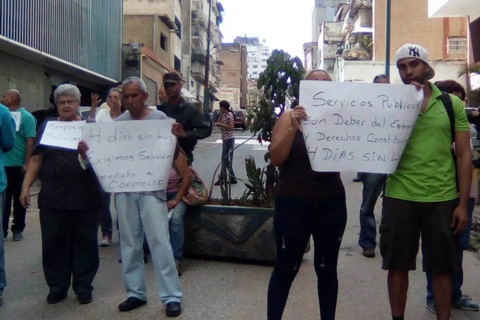 Protestas Cortes eléctricos Avenida Fuerzas Armadas 15 Enero