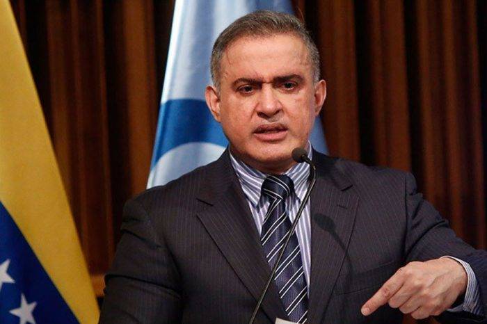 Tarek William Saab pena máxima boric