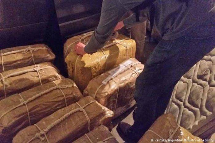 Droga Argentina Embajada de Rusia