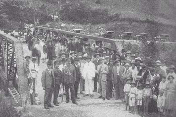 Juan V. Gómez-inaugura carretera Transandina