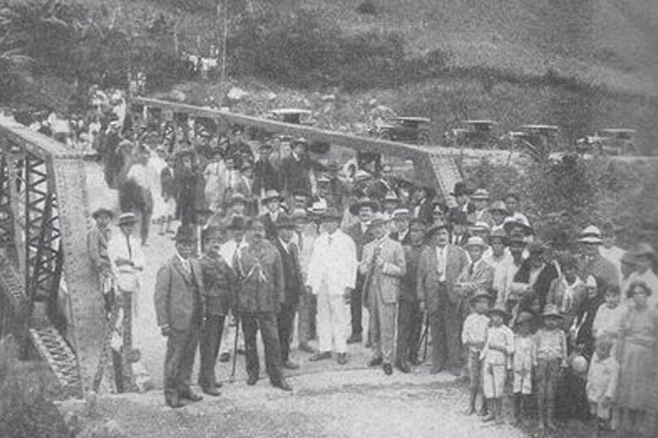 Juan V. Gómez-inaugura carretera Transandina