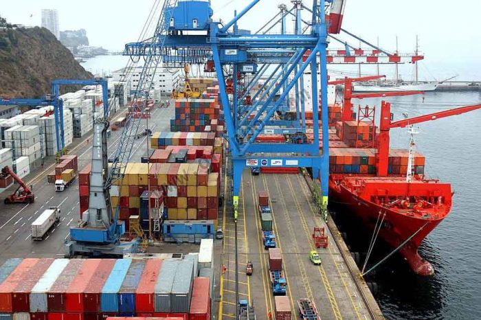 envíos puerta a puerta importaciones courier regulaciones puertos importación
