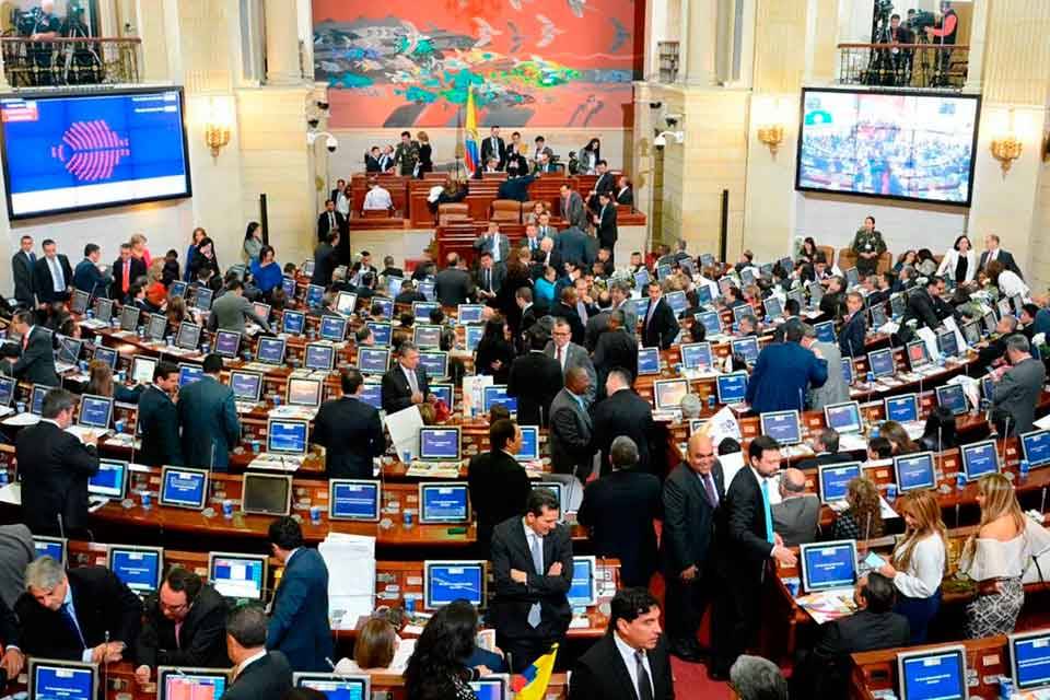 Senado Colombia Centro Carter
