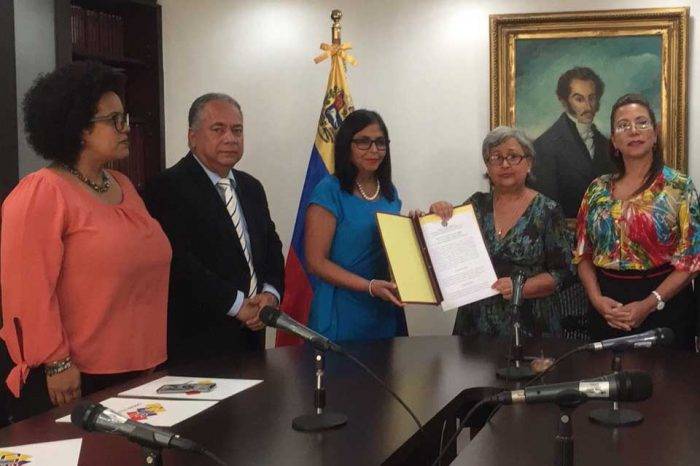 ANC Delcy Rodríguez Tibisay Lucena