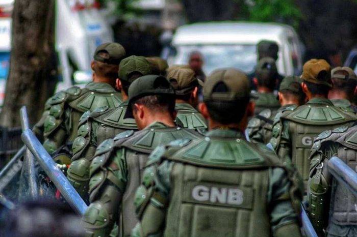 Asesinan a dos funcionarios de la Guardia Nacional en la Cota 905 Monagas militares GN españa