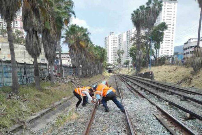 mantenimiento rieles Metro de Caracas