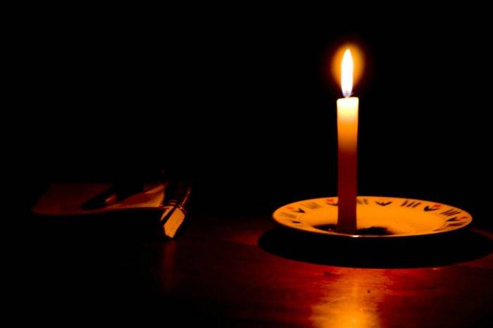 año escolar - sin luz - apagón