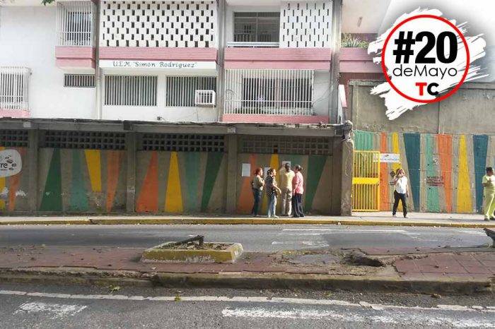Centro de votación en urbanización Horizonte