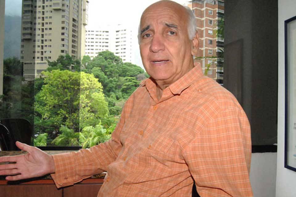 Américo Martín