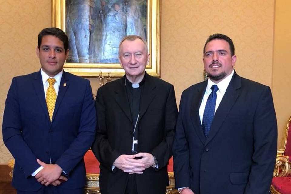 Diputados cardenal Pietro Parolin