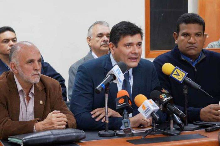 Freddy Superlano comisión de Contraloría AN