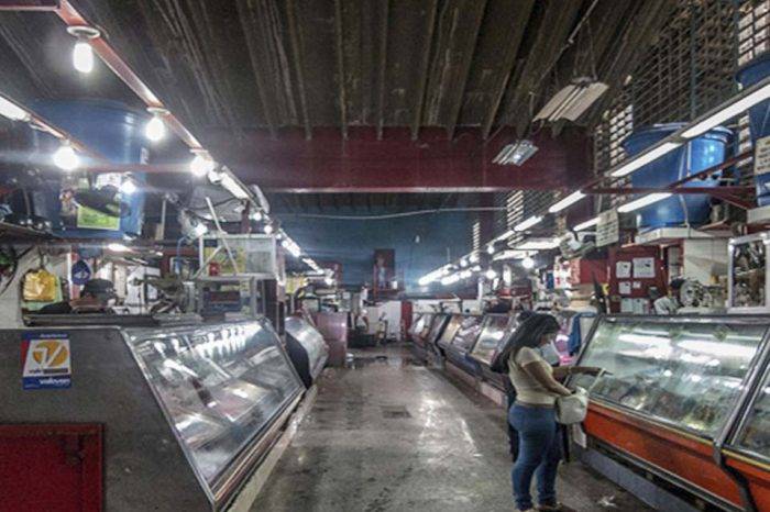 mercado la Guaira