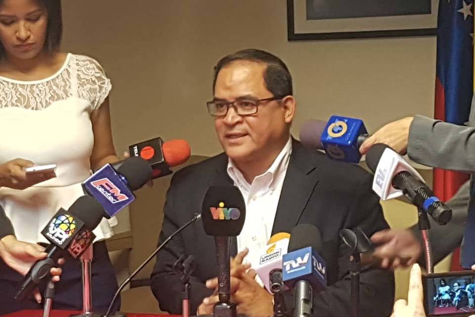 Carlos Valero Diputado UNT
