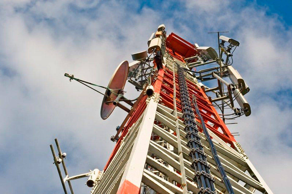 Telefonía celular fibra óptica