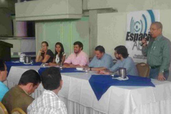 Jóvenes dirigentes políticos. Foto: XC