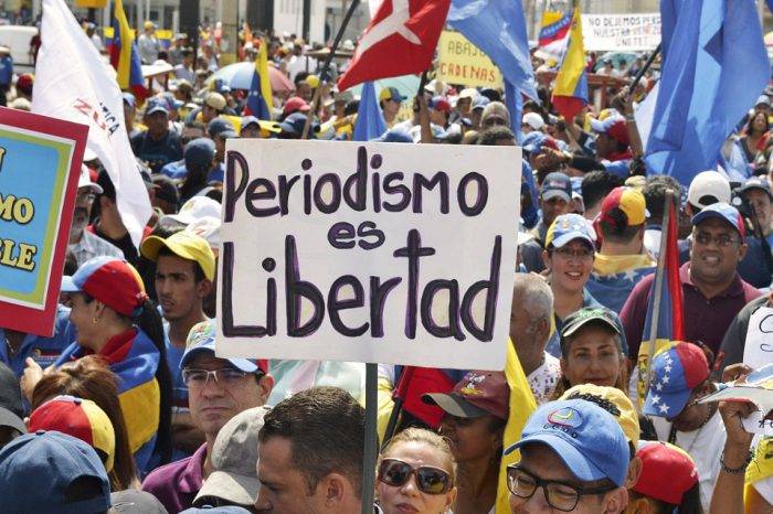 Medios sin mordaza