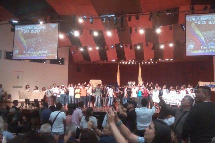 Frente Amplio Venezuela Libre