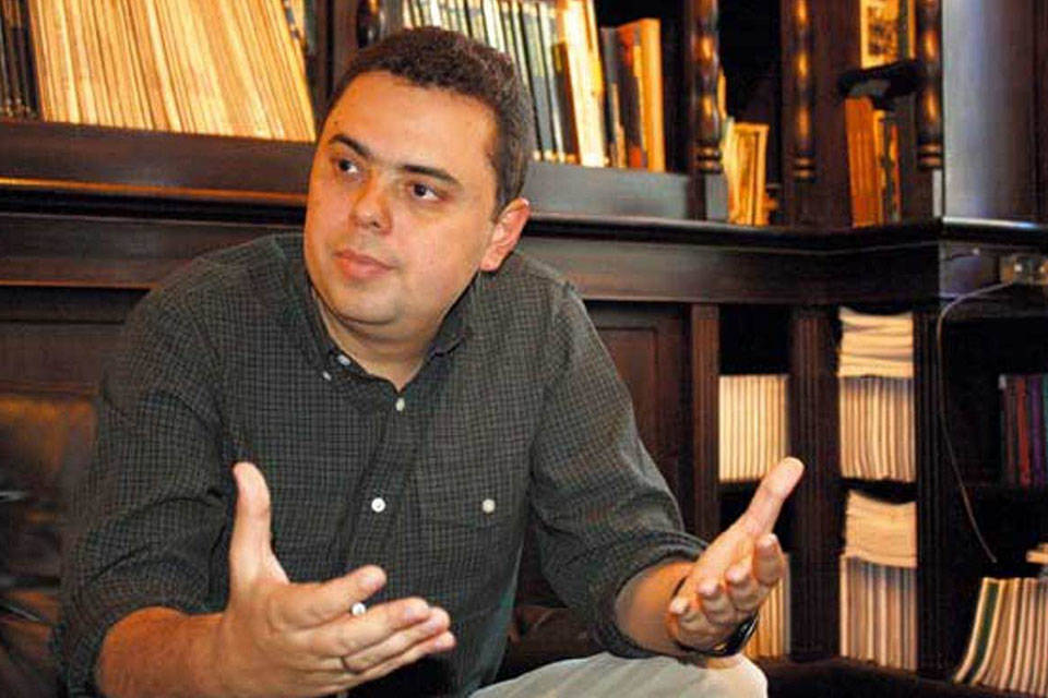 Antonio Ecarri