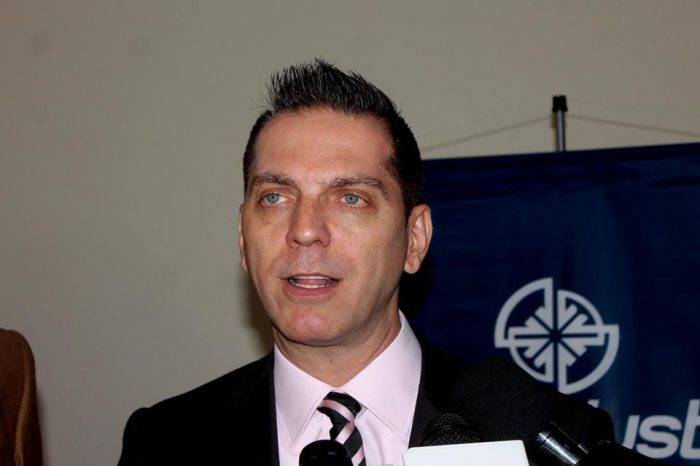 Orlando Camacho ZEE