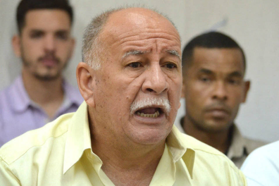 Rubén González