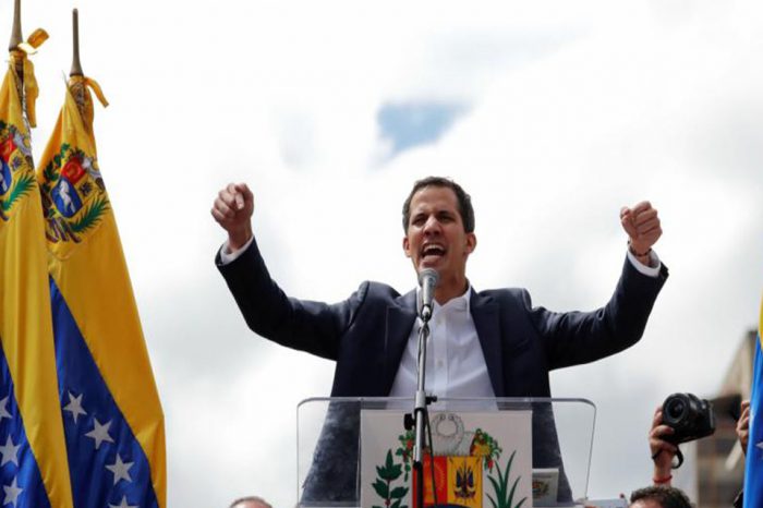 Guaidó se juramenta