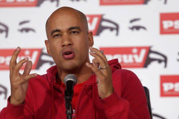 hector rodriguez, sanciones, chavismo, servicios públicos Esequibo