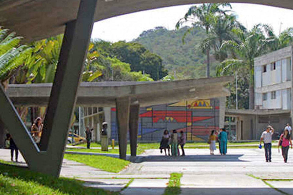 UCV FAPUV