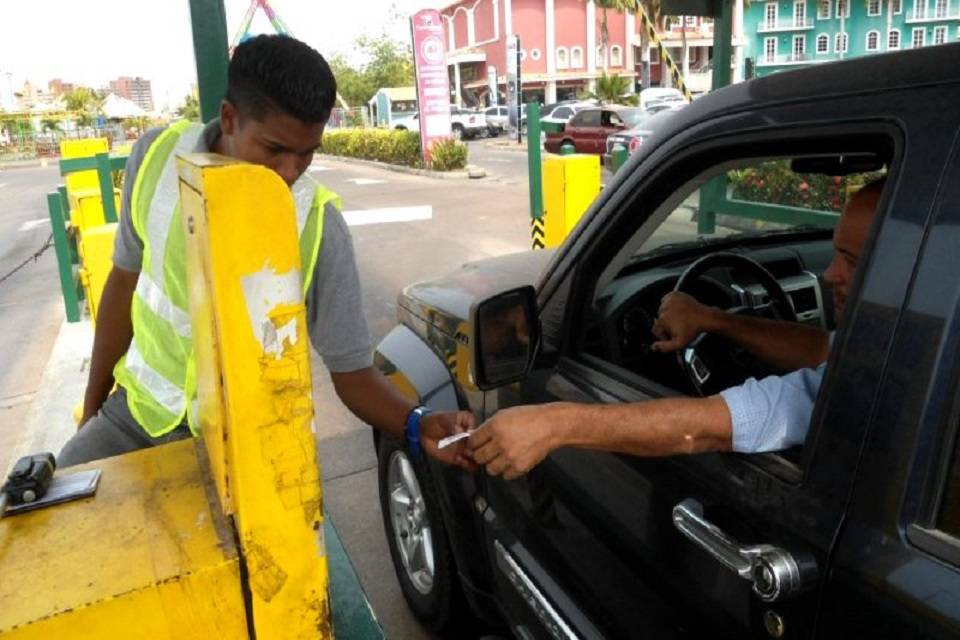 Estacionamientos