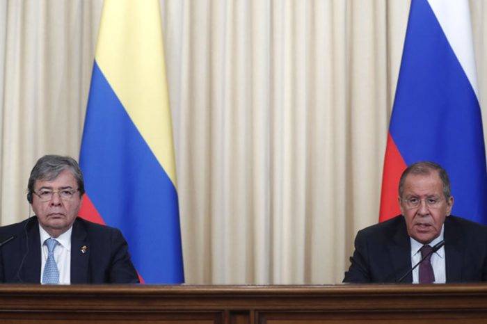 Lavrov y Holmes