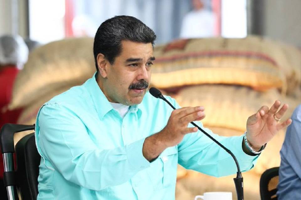 Maduro retoma diálogo con la oposición