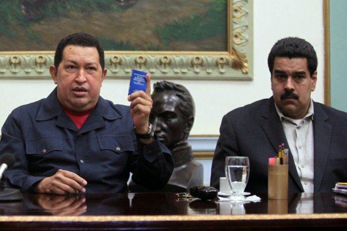 Chávez y Maduro