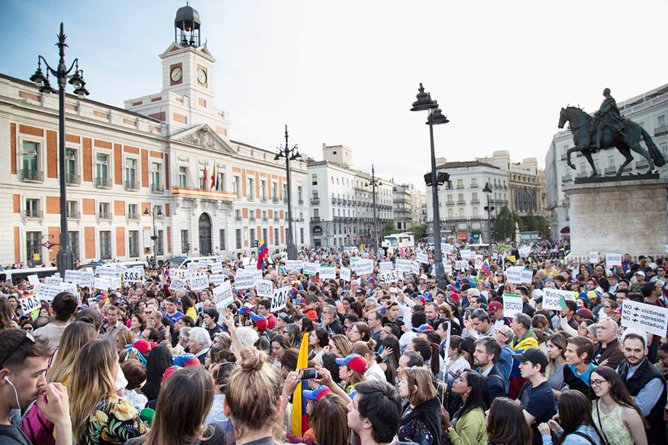Ampliar plazos a refugiados venezolanos