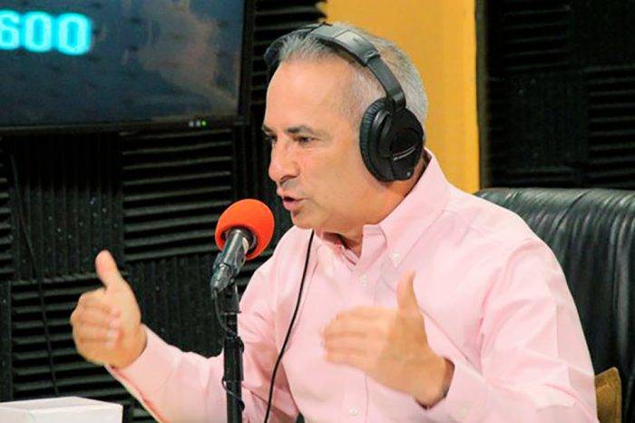 Bernal El gobierno colombiano apoya a paramilitares en la frontera, asegura Freddy Bernal, quien denunció que cinco grupos irregulares que operan en la zona fronteriza