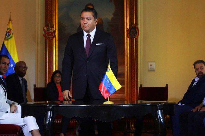 Javier Bertucci Cancillería
