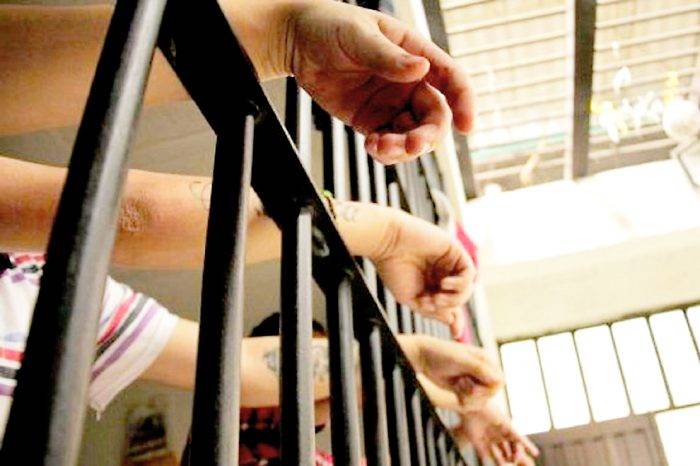UVL calabozo privados de libertad