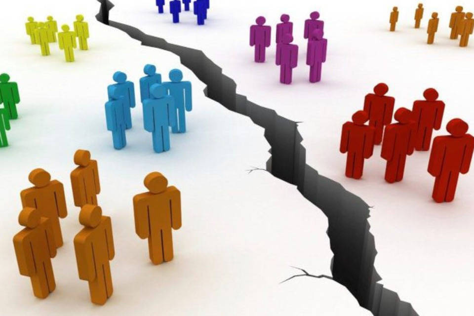 Fragmentación entre comunidades
