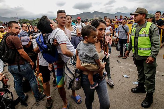 Venezolanos en Colombia frontera