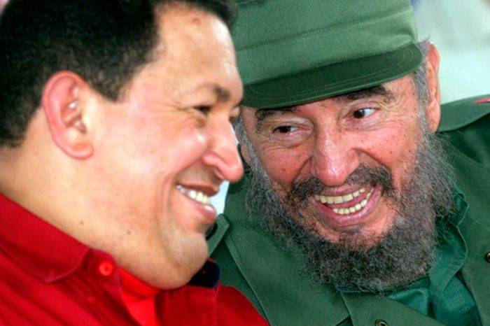 Hugo Chávez y Fidel Castro