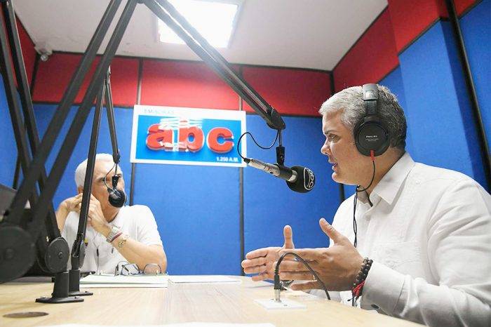 Duque tacha de bravuconada anuncio de Maduro