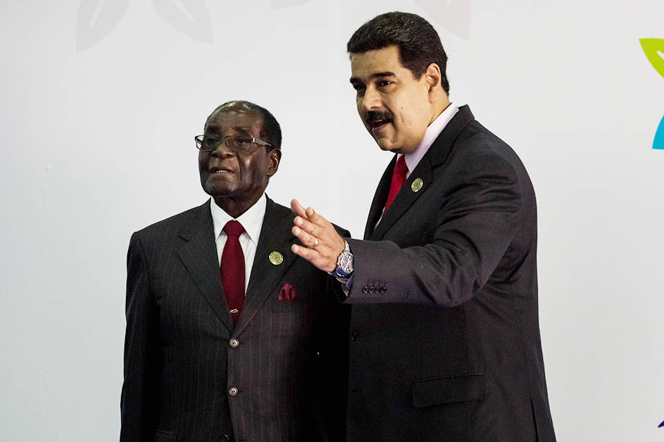 Muere Robert Mugabe, expresidente de Zimbabue y amigo del chavismo