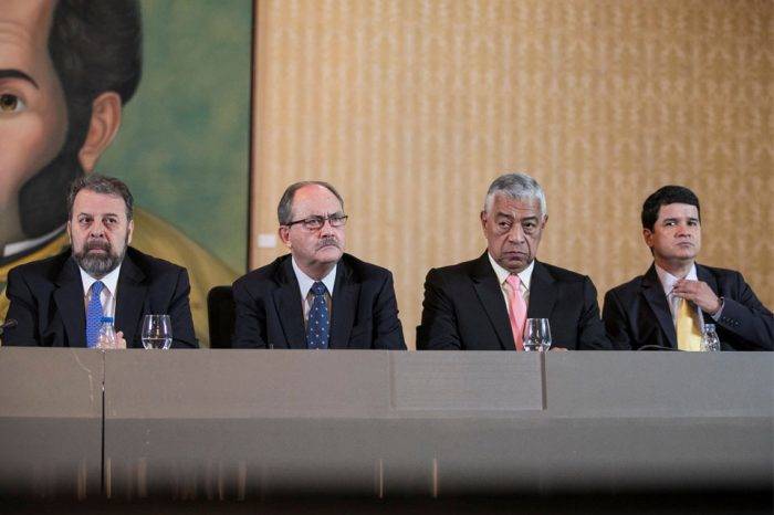 avanzada progresista firma acuerdo